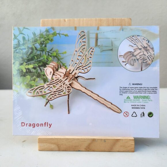 NEW 3D Wooden Dragonfly Puzzle Insect Animal Model Kit STEM Crafts DIY Brain Tea - Picture 1 of 5